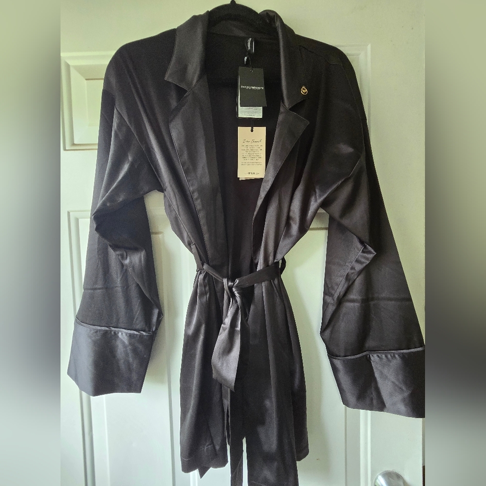 Emporio Armani robe